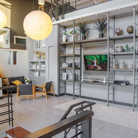 Pinares Panorama Suites, Spa & Convention Center ヴィラ・カルロス・パス エクステリア 写真