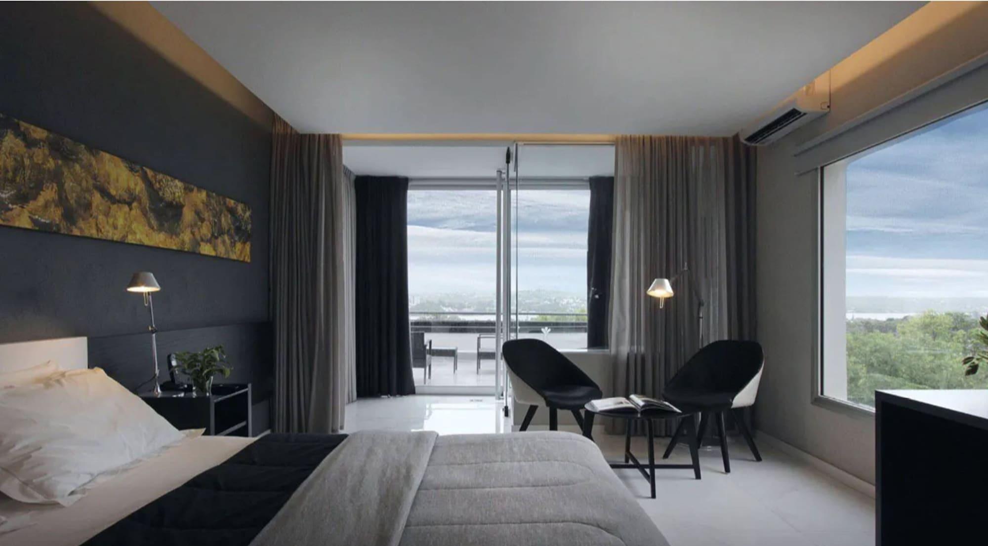 Pinares Panorama Suites, Spa & Convention Center ヴィラ・カルロス・パス エクステリア 写真