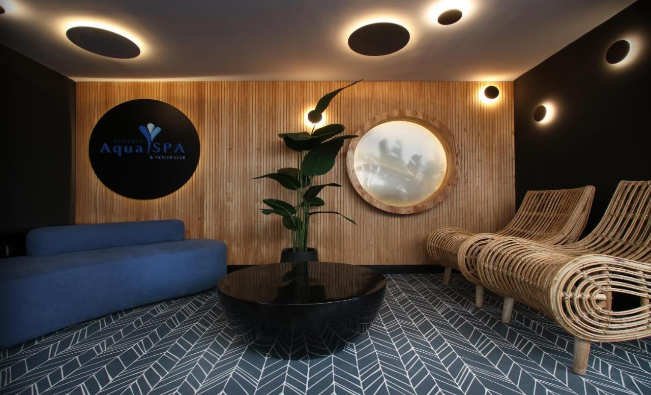 Pinares Panorama Suites, Spa & Convention Center ヴィラ・カルロス・パス エクステリア 写真