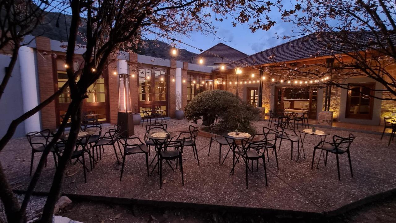 Pinares Panorama Suites, Spa & Convention Center ヴィラ・カルロス・パス エクステリア 写真
