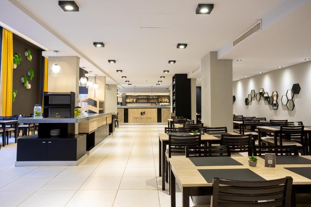 Pinares Panorama Suites, Spa & Convention Center ヴィラ・カルロス・パス エクステリア 写真