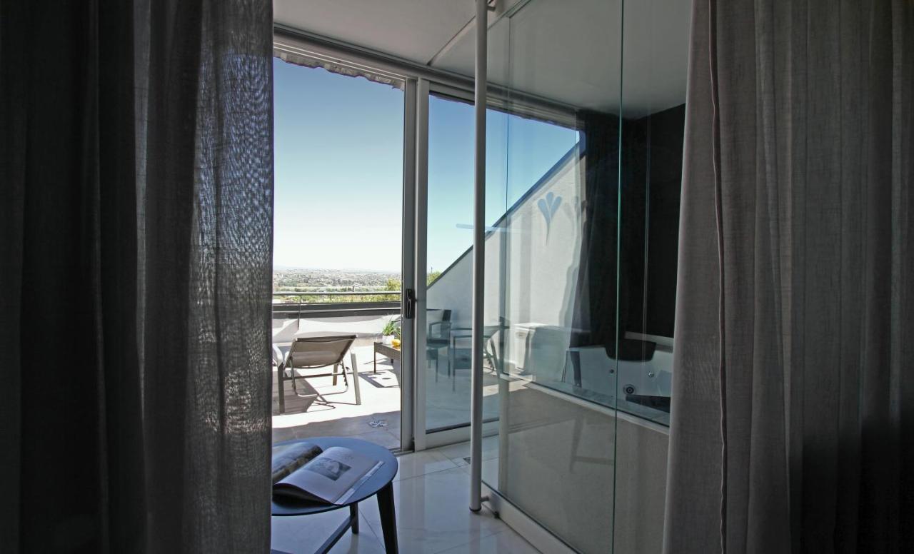 Pinares Panorama Suites, Spa & Convention Center ヴィラ・カルロス・パス エクステリア 写真