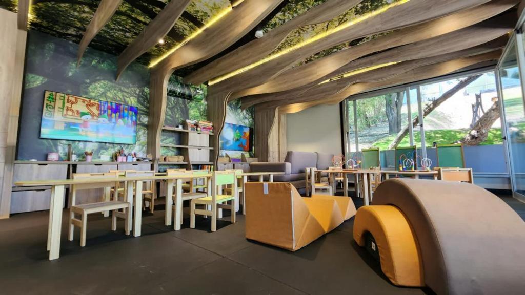 Pinares Panorama Suites, Spa & Convention Center ヴィラ・カルロス・パス エクステリア 写真