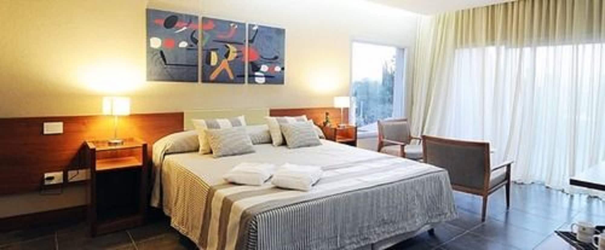 Pinares Panorama Suites, Spa & Convention Center ヴィラ・カルロス・パス エクステリア 写真